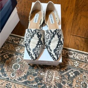 Steve Madden Black and White Snakeskin Loafers
